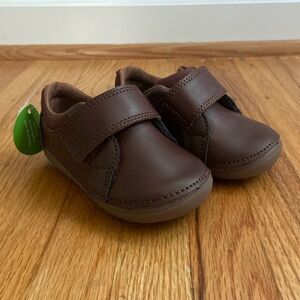 NWT Stride Rite Soft Motion Jodie Sneaker Toddler 4.5